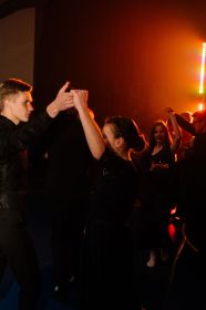 526343653_1370950365036652_81742447353437004_n